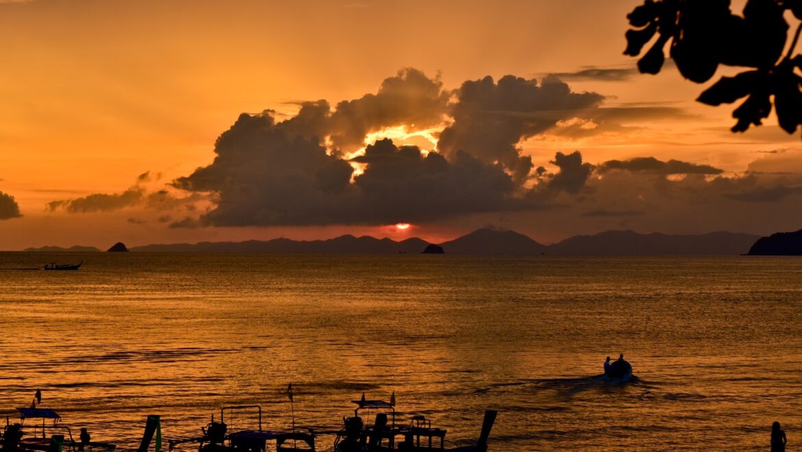 Ao Nang Nightlife